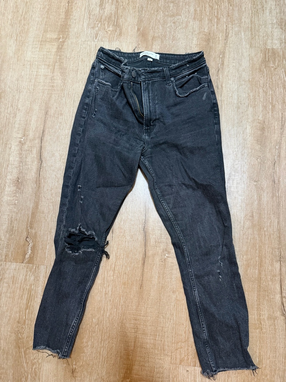 Women’s Distressed Black Slim Jeans
